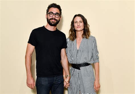 camille cottin partner|Camille Cottin apparaît avec son compagnon et leur。